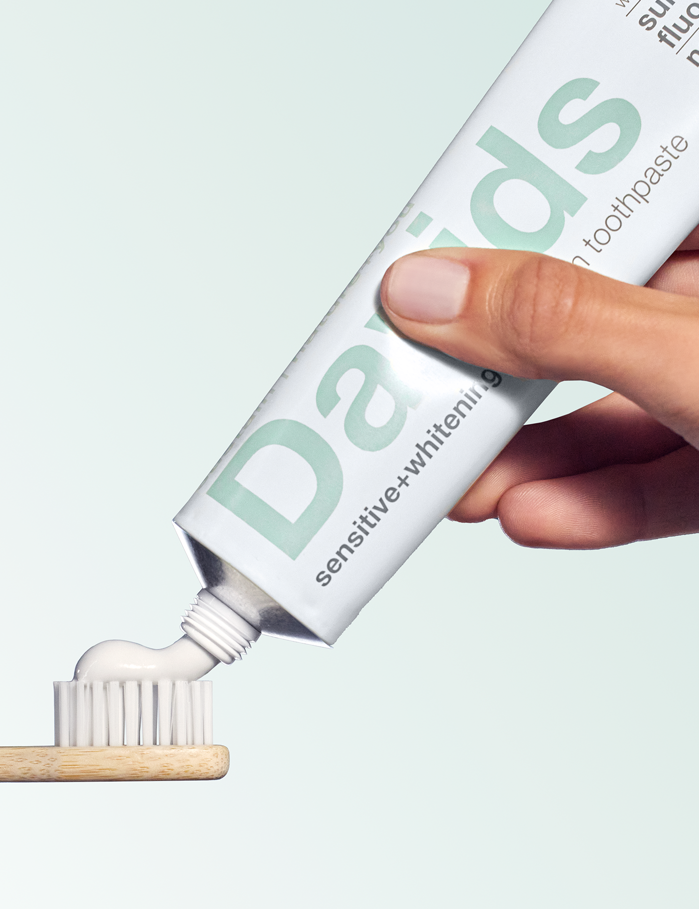 Davids Sensitive+Whitening Nano-Hydroxyapatite Premium Toothpaste - Peppermint