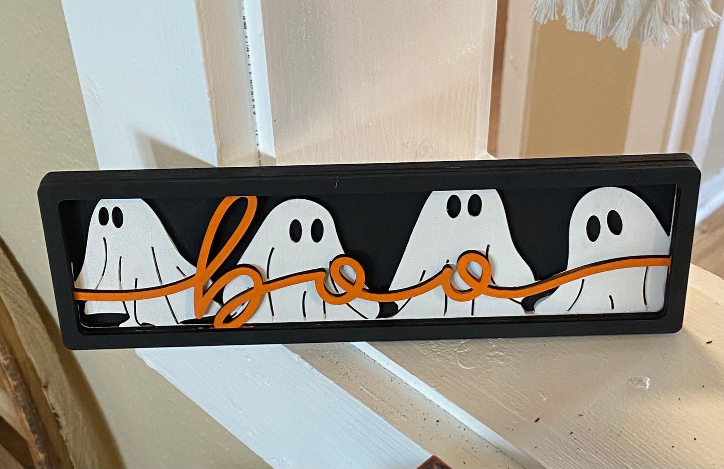 “Boo” Ghost Wooden Sign