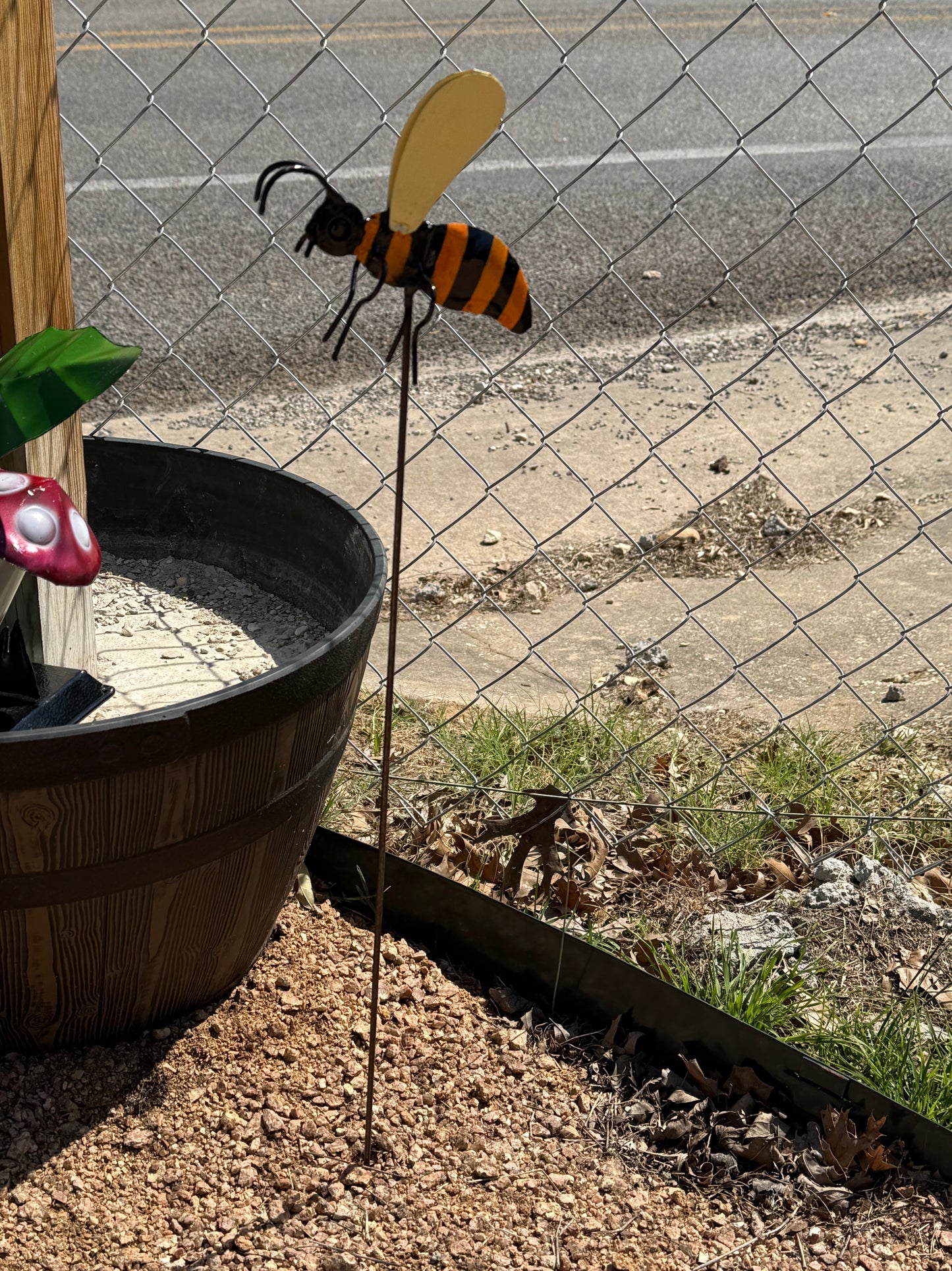 Metal Bee Garden Stake