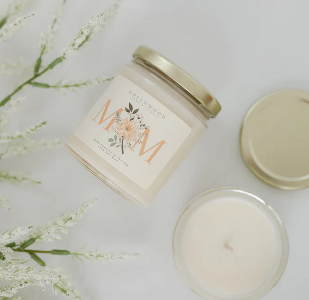 MOM Candle