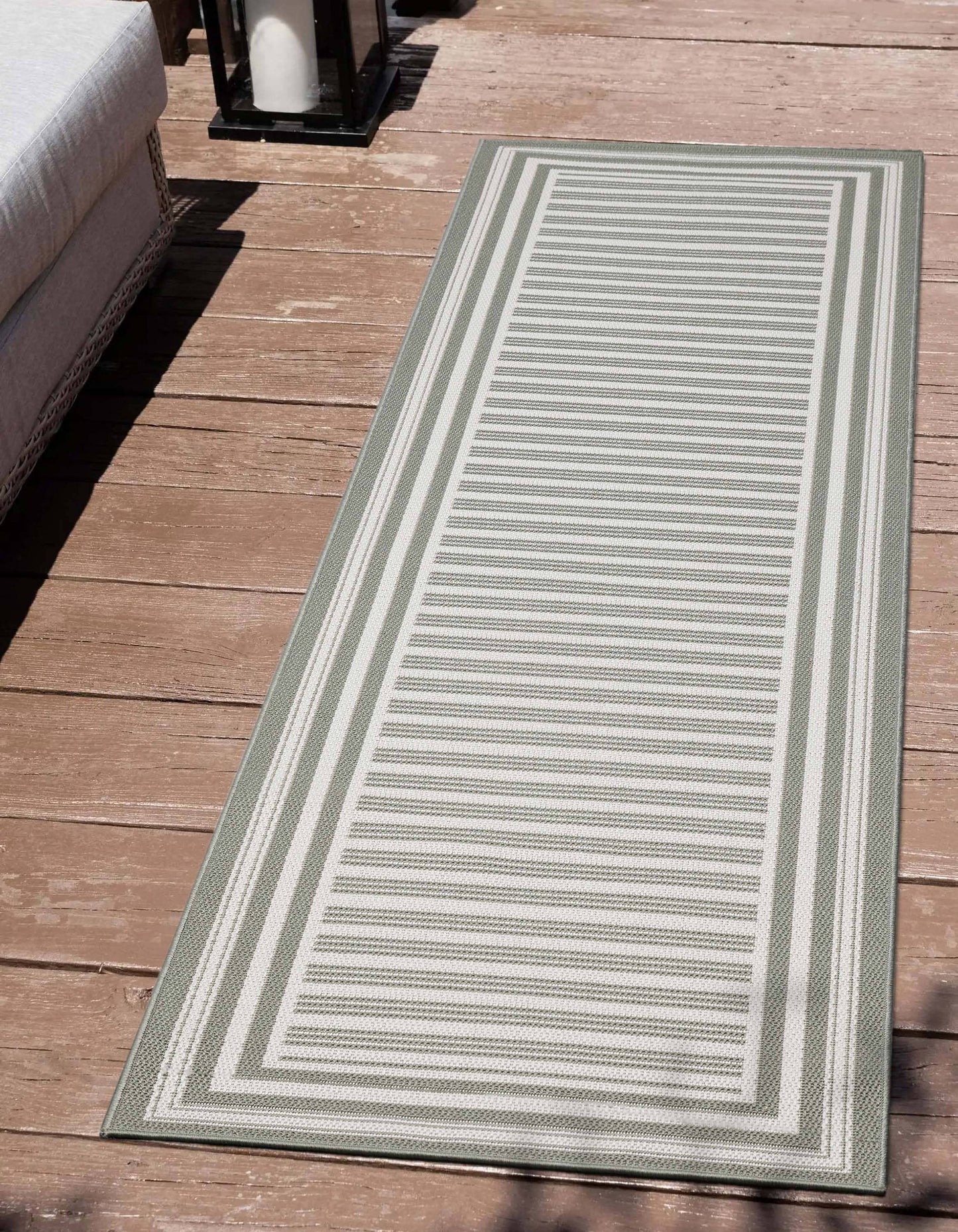 Frankie Modern Stripes Indoor/Outdoor Green Textured Rug