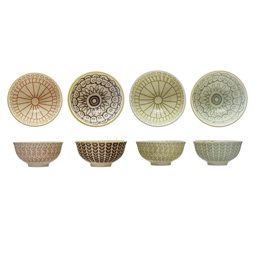 Set of 4 Cottage-Inspired Stoneware Bowls