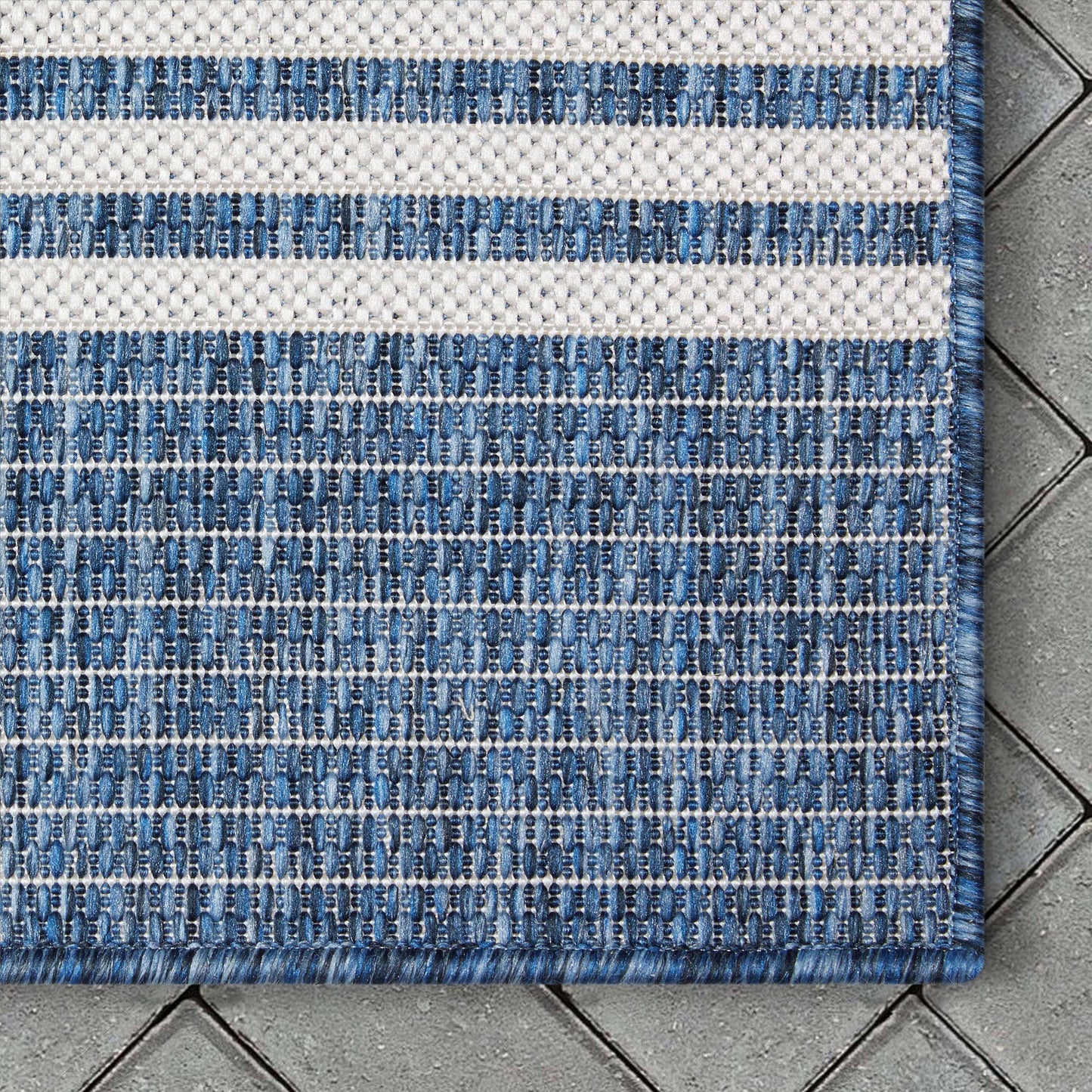 Catalina Modern Stripes Indoor/Outdoor Blue Flat-Weave Rug