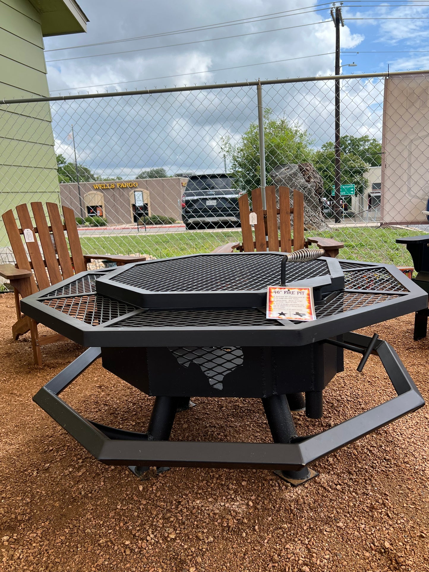 46" Metal Fire Pit - Star/TX