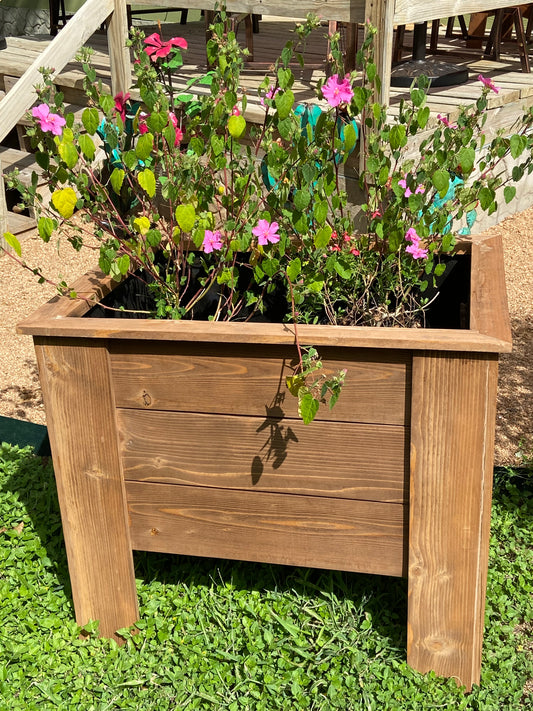 Lg Cedar Planter