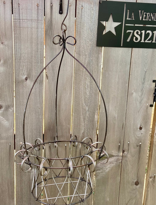 Round Metal Hanging Basket