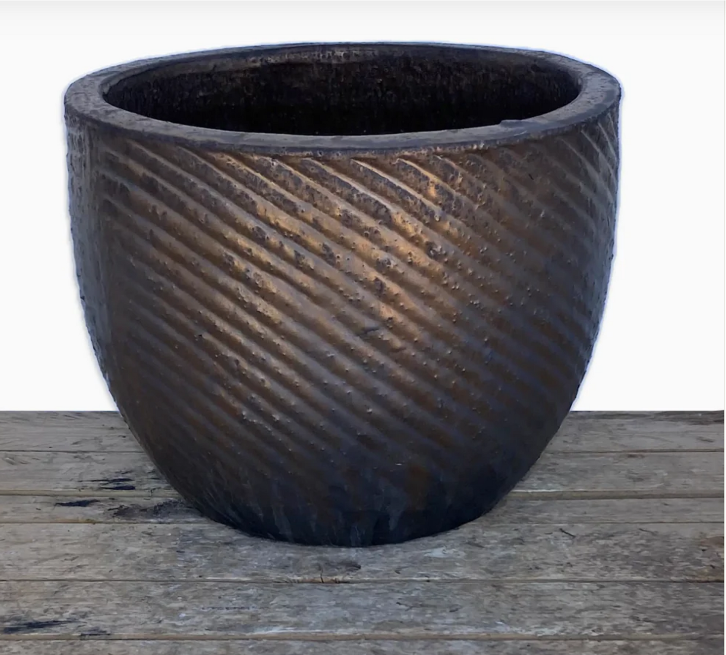 11" Heavy Metal Round Swirl Planter